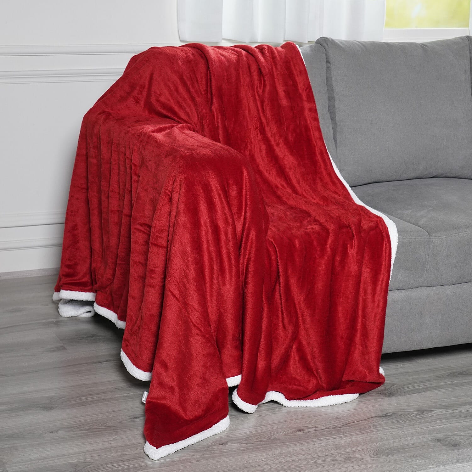 Red Microfiber Sherpa Throw Blanket