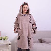 HOMESMART Ox-Head Pattern Double Face Sherpa Sweaters Shirt with Hood (76.38"x38.58", 100% Polyester)