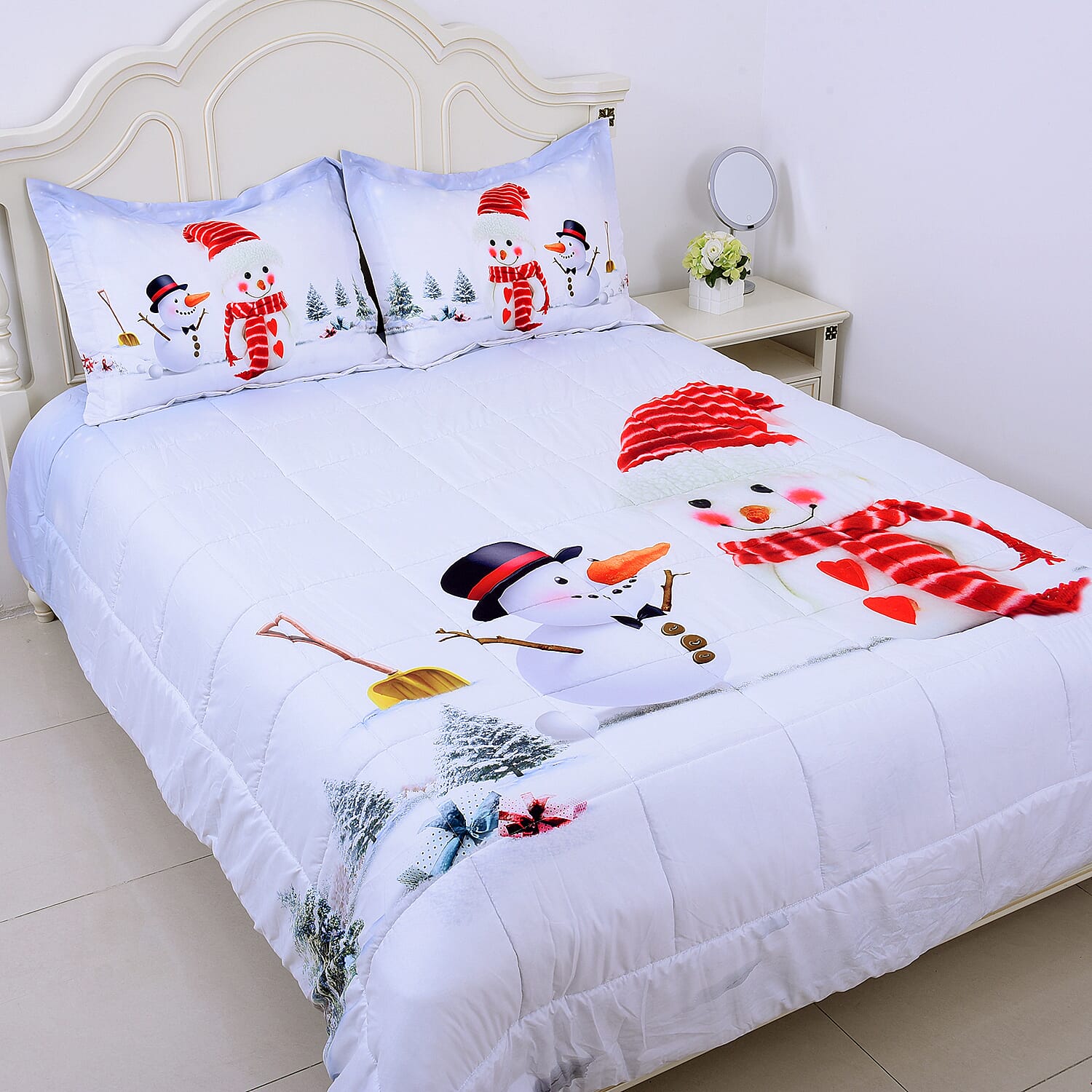 HOMESMART White Digital Printed Microfiber Snowman Friends Pattern Comforter (Queen, 86x92) and Set of 2 Shams (20x26)