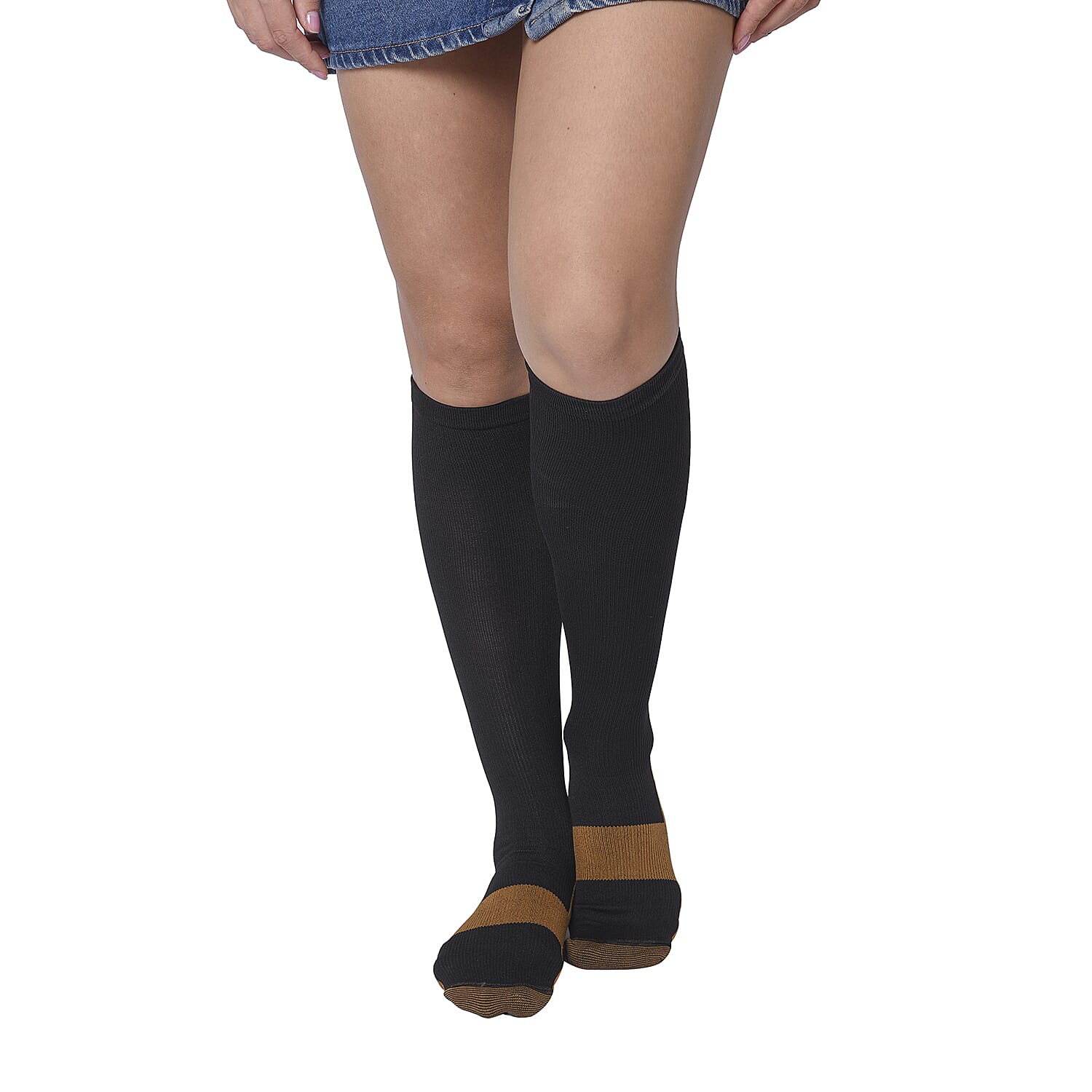 Set of 4 Pairs Black 5% Copper Nylon and 95% Spandex Copper Fit Socks (S/M)