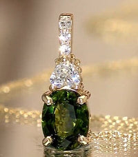 10K Yellow Gold AAA Malawi Green Sapphire, Luxuriant Lab Grown Diamond (E-F, VS) (0.35 cts) Majestic Spotlight Pendant Necklace (18 Inches) 2.85 ctw