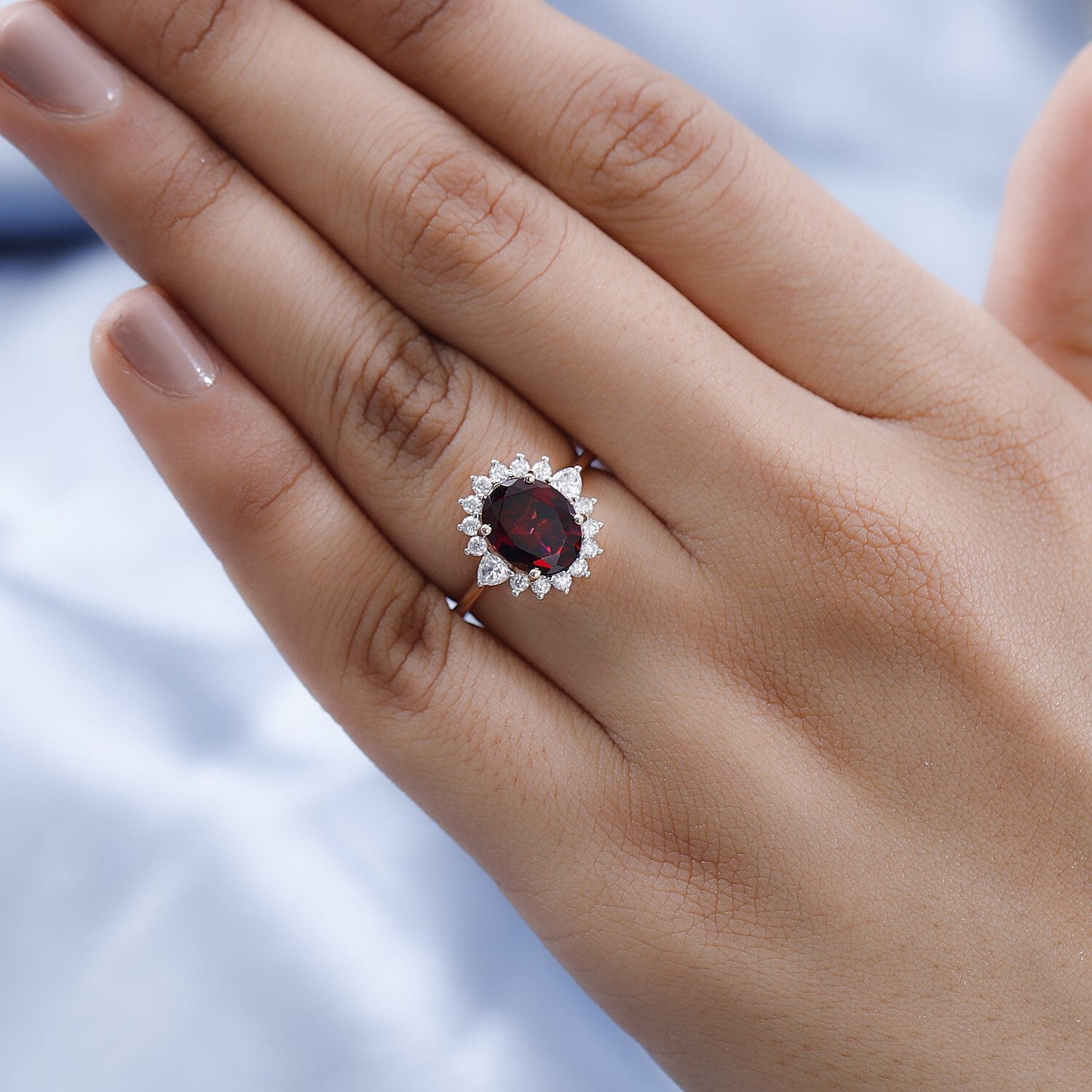 LUXORO 10K Rose Gold Premium Natural Tanzanian Wine Garnet, Moissanite Halo Ring (Size 10.0) (2.40 g) 3.50 ctw