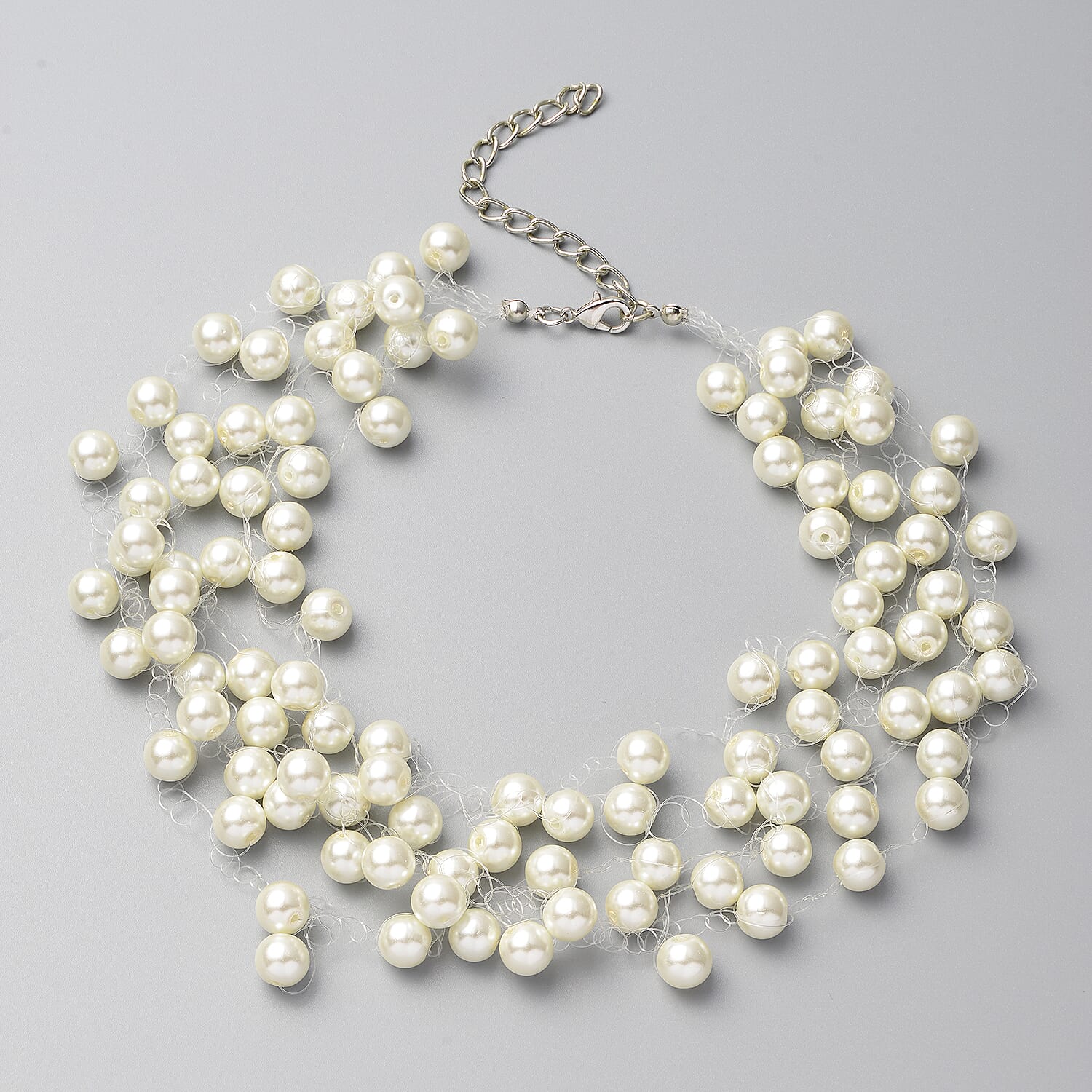 White Pearl Glass 7-9mm Beaded Necklace 18 Inches in Silvertone