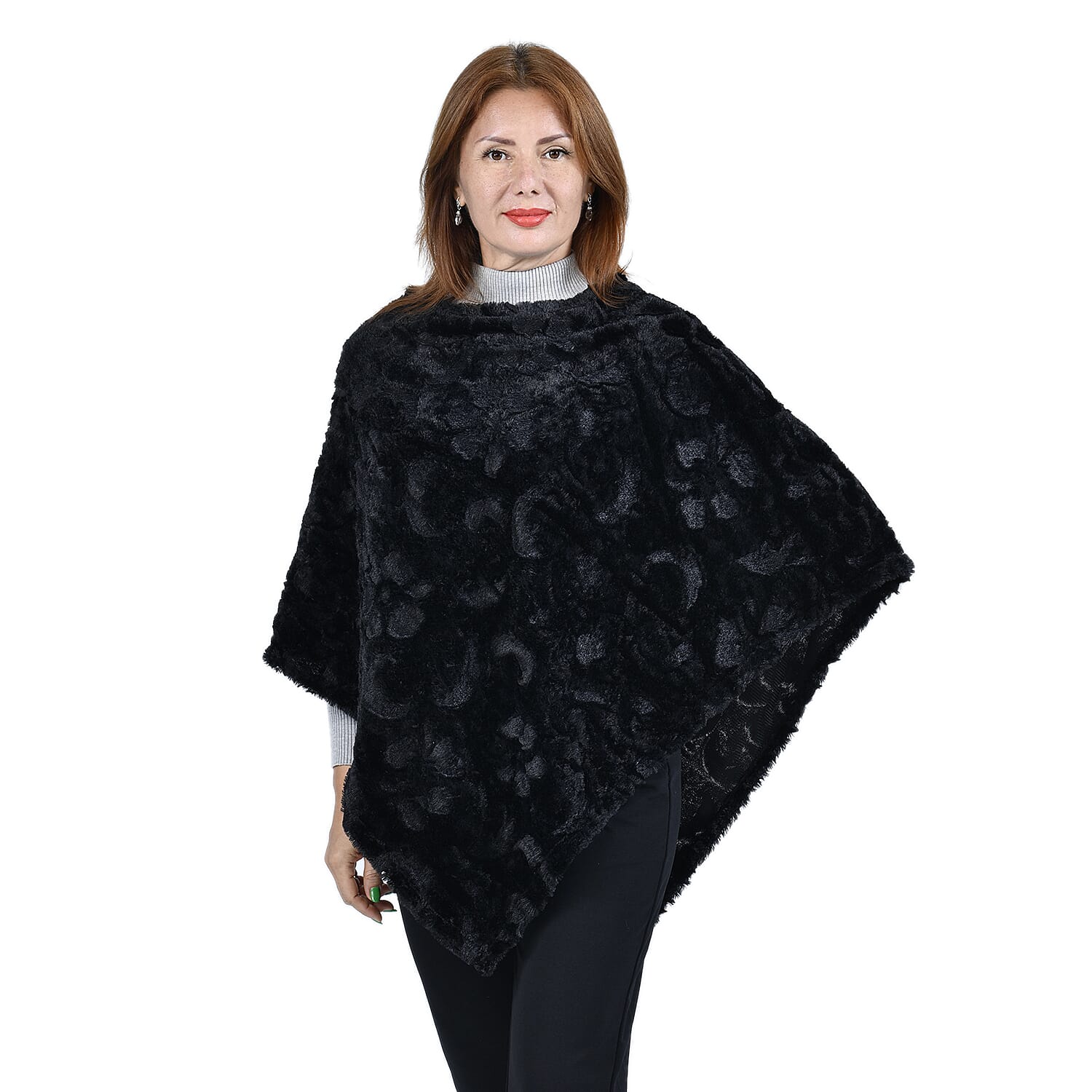 " PASSAGE Poncho with flower pattern. Material: 100% polyester. Size: 31.5X38.5 inch Weight:185g . Color: Black "