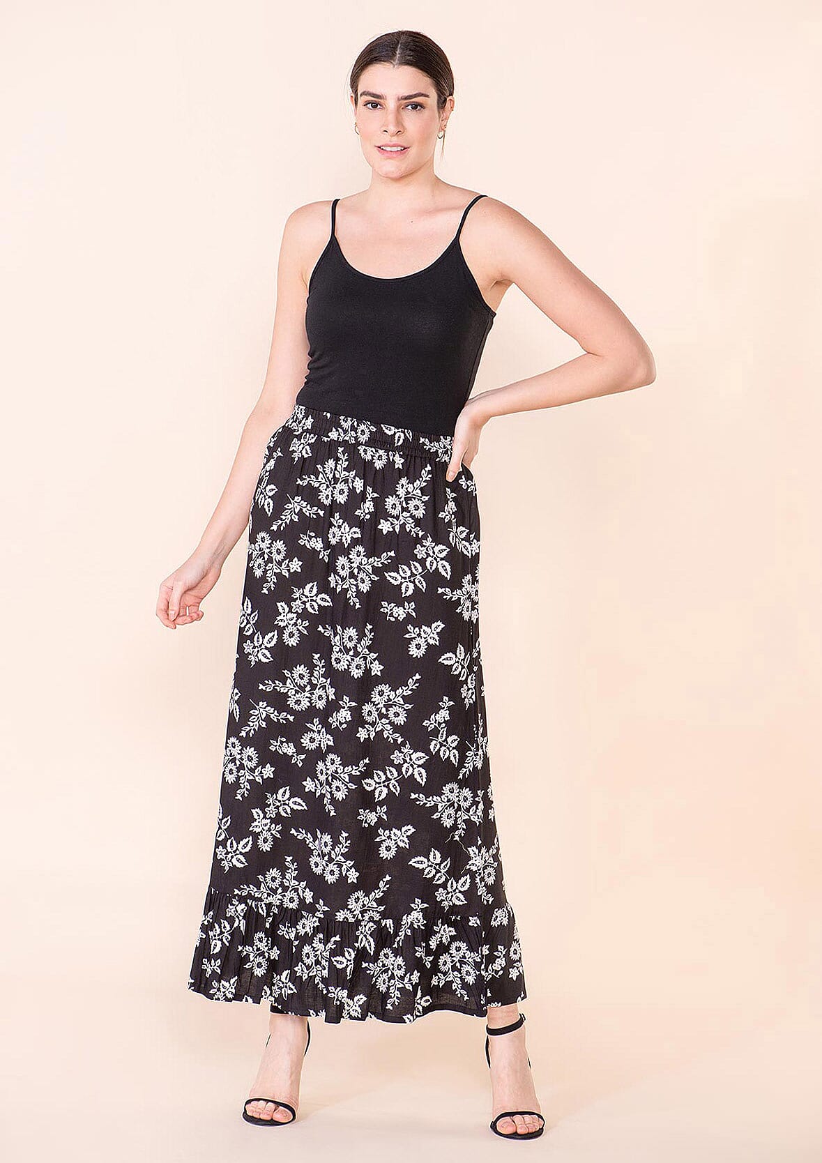 TAMSY Black Floral Print Staple Skirt - L