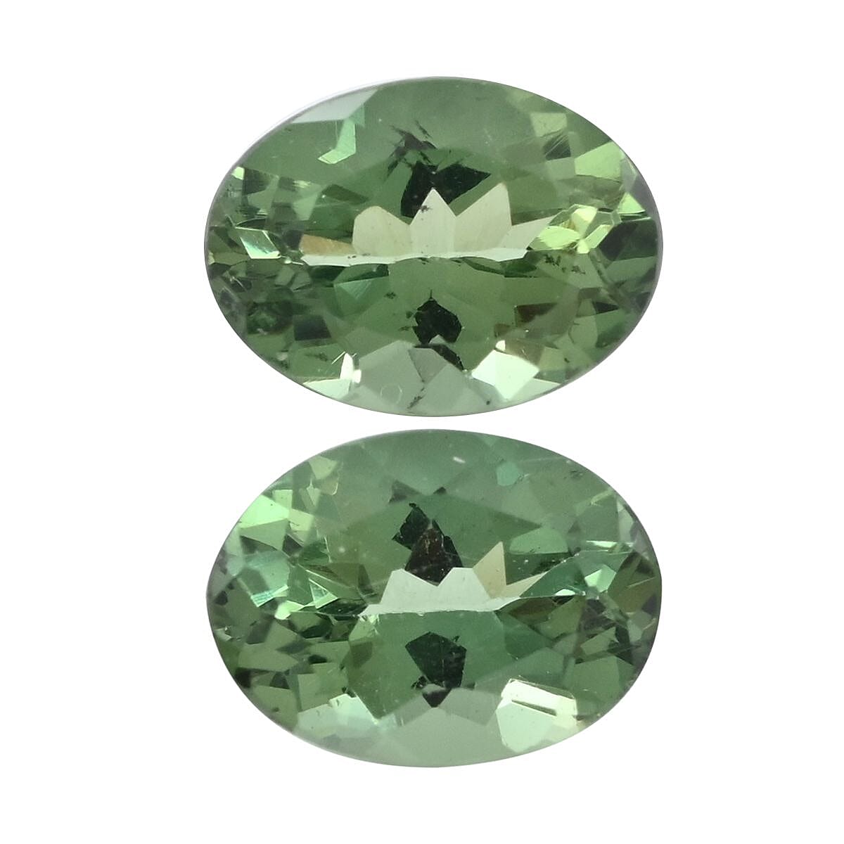 AAA Green Apatite Set of 2 (Ovl 7x5 mm) 1.30 ctw