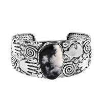 Artisan Crafted White Buffalo Cuff Bracelet in Sterling Silver (7.25 In) 43.25 ctw