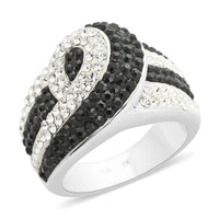 White and Black Austrian Crystal Ring in Silvertone (Size 8.0)
