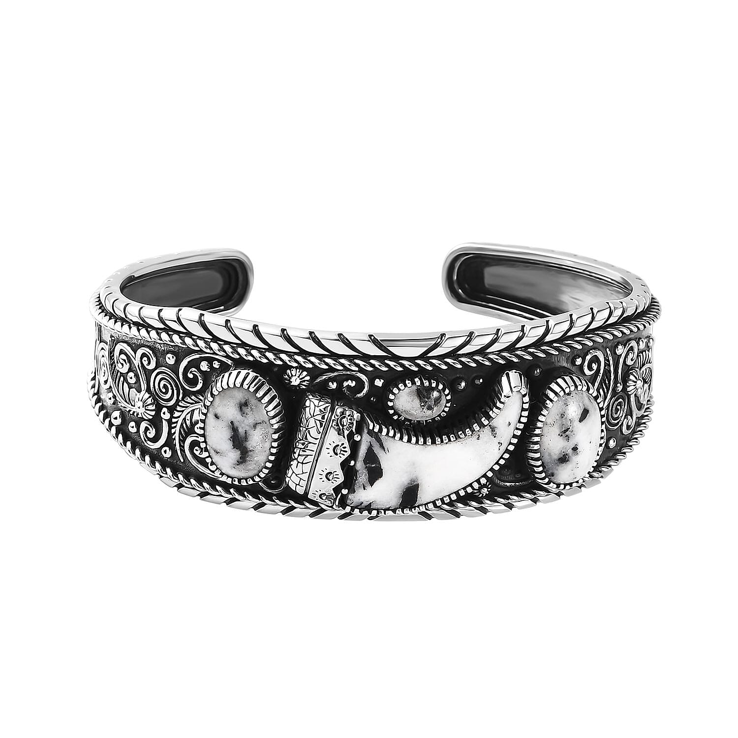 Artisan Crafted White Buffalo Bear Claw Men's Cuff Bracelet in Sterling Silver (7.25 In) 25.20 ctw