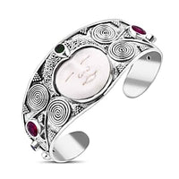 Carved Bone and Chrome Diopside 8.35 ctw Bangle Bracelet in Sterling Silver (7 In) (35.5 g)