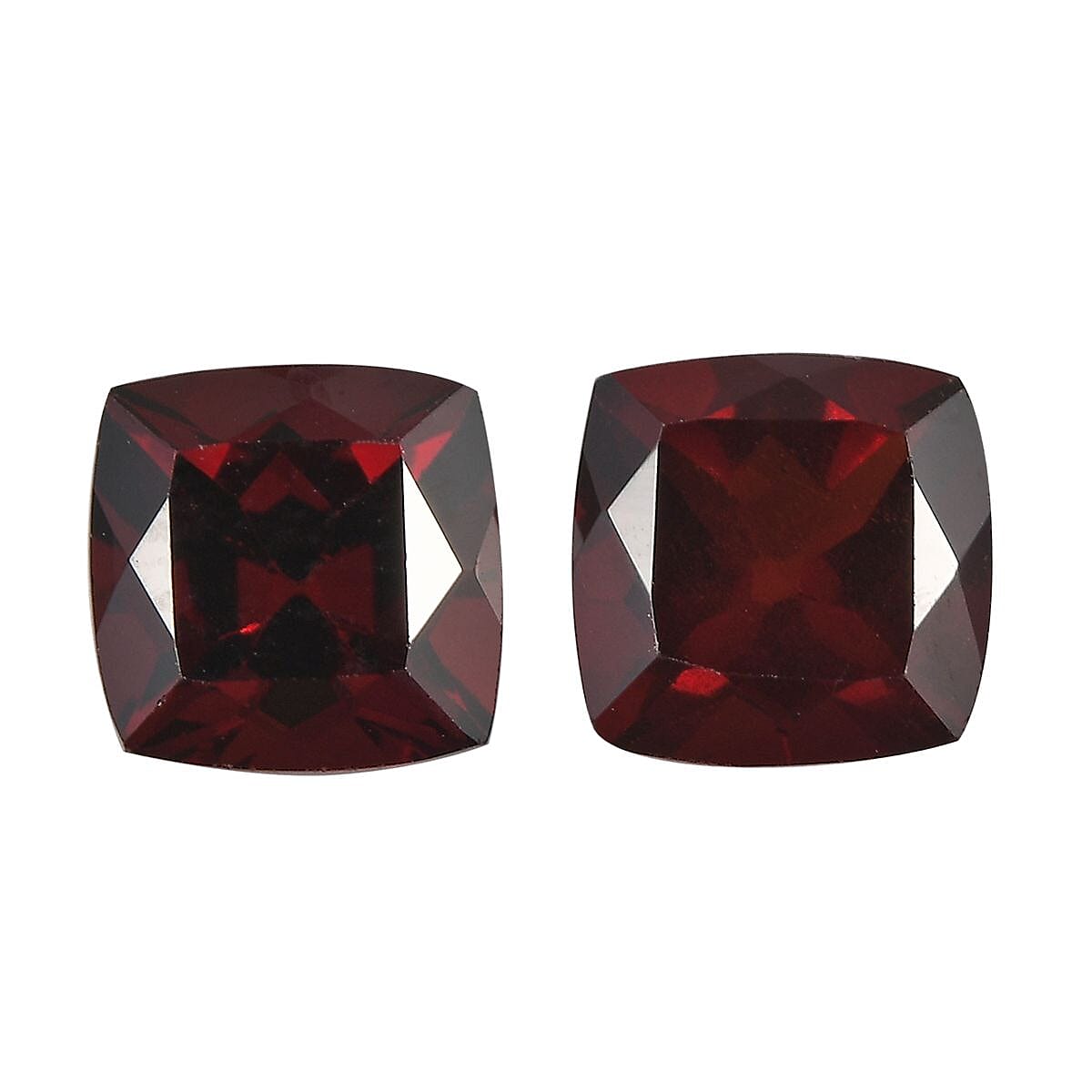 AA Mozambique Garnet Set of 2 (Cush 6x6 mm) 2.22 ctw Loose gemstone