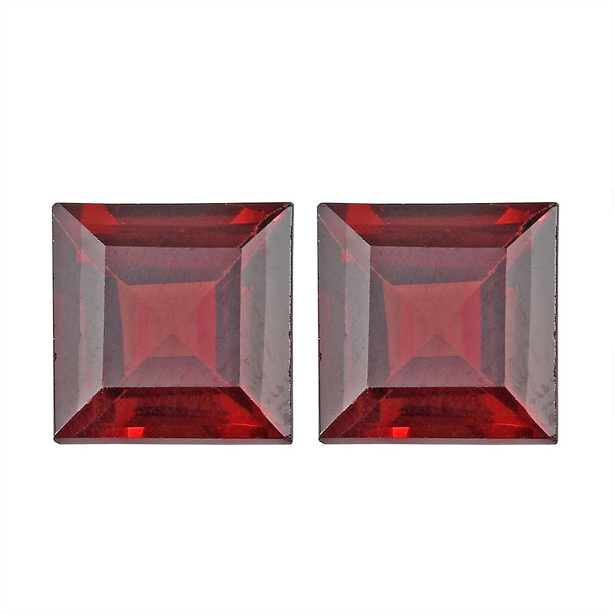Mozambique Garnet Set of 2 (Sqr 7 mm) 3.61 ctw Loose gemstone