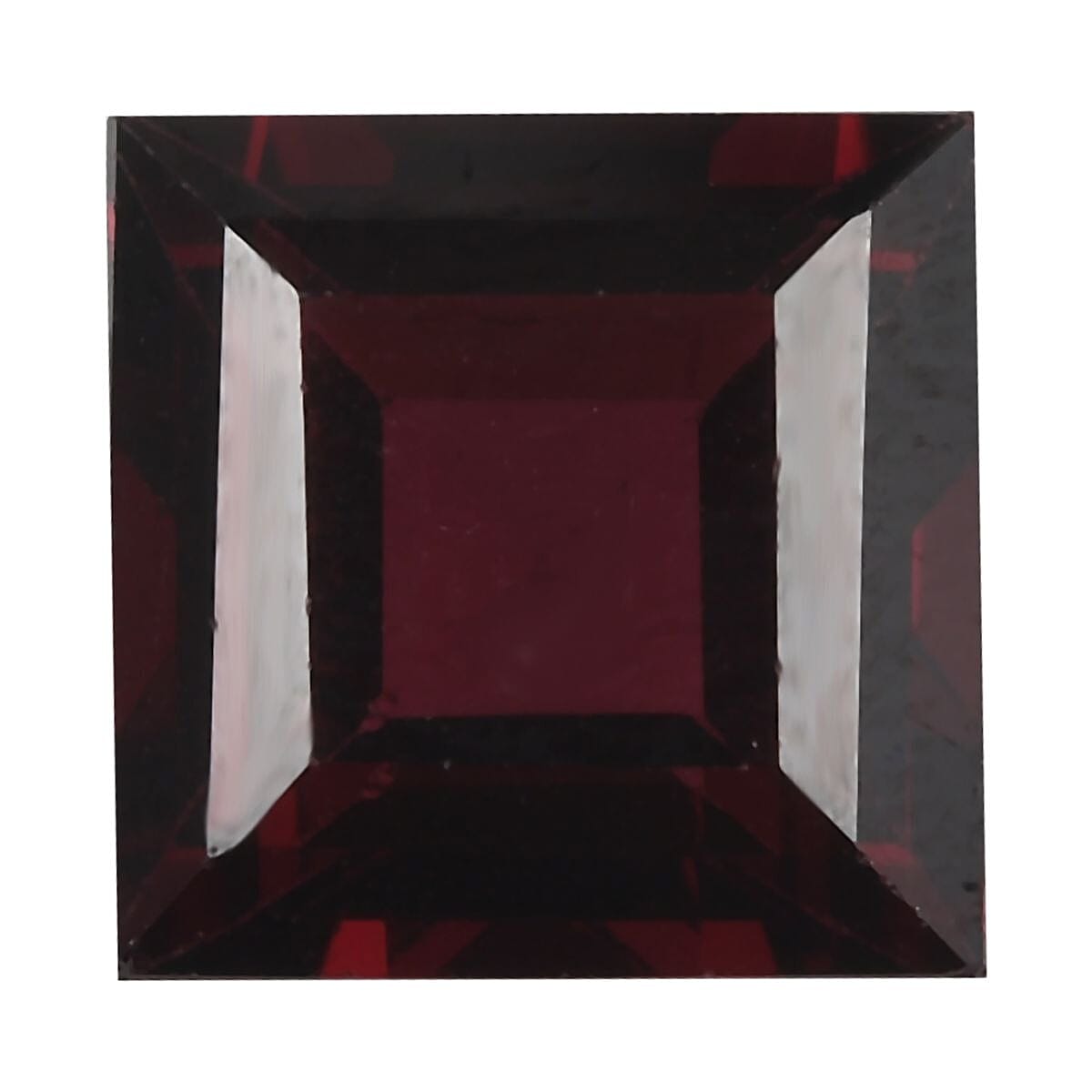 AA Mozambique Garnet (Sqr 8 mm) 2.44 ctw Loose gemstone