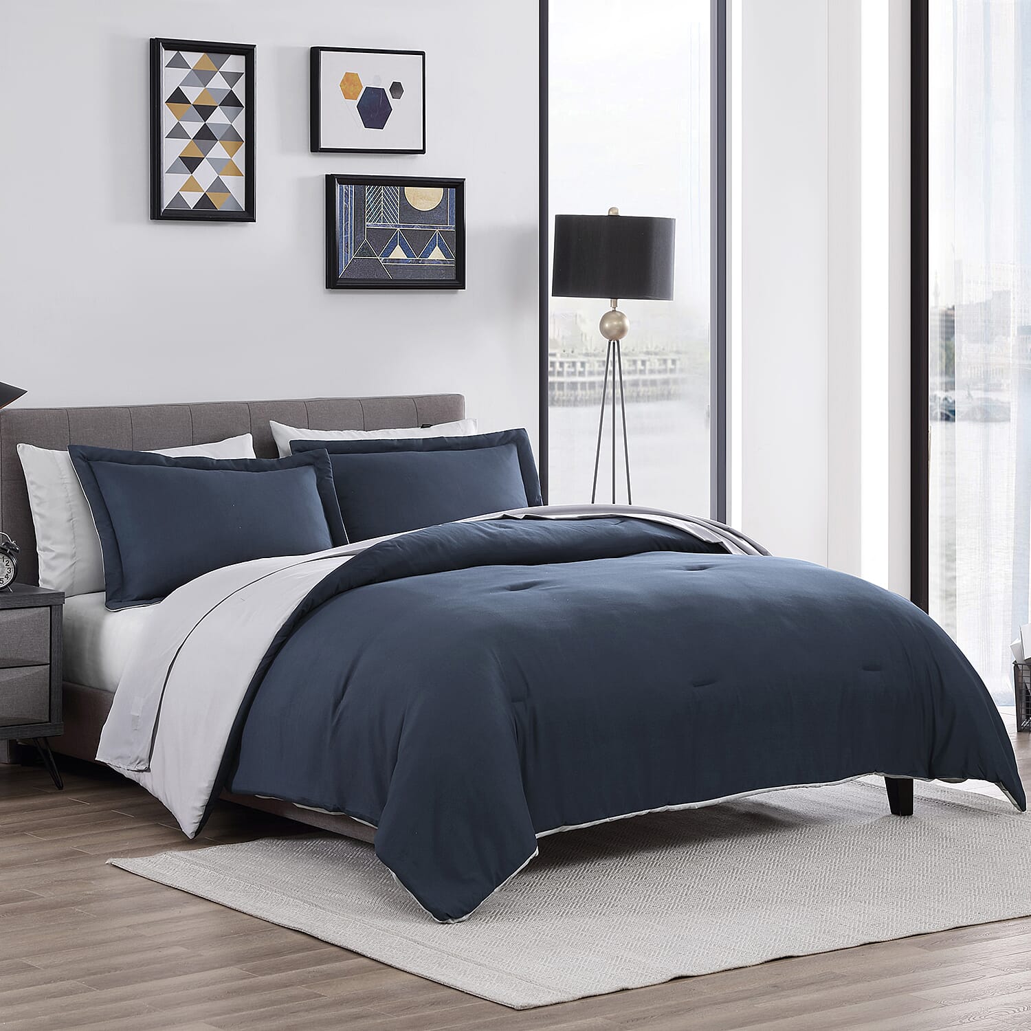 The Nesting Company- Chestnut Reversible 7 Piece bed in a bag Comforter Set Queen Black & Gray