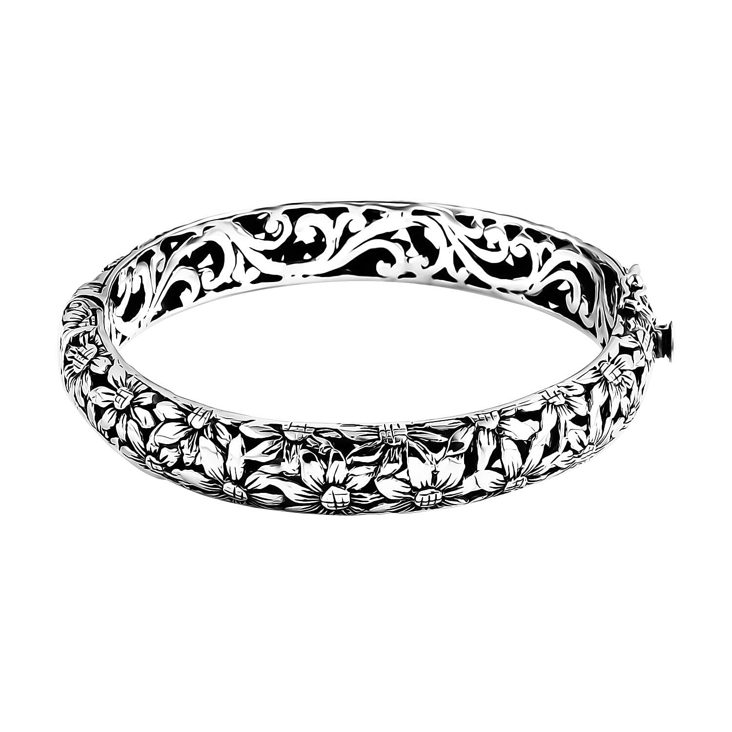 Bali Legacy Sterling Silver Frangipani Flower Bangle Bracelet (7.25 In) (31.35 g)