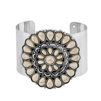 Doorbuster Blue Howlite Bangle Bracelet in Silvertone (7.50 In) 12.00 ctw