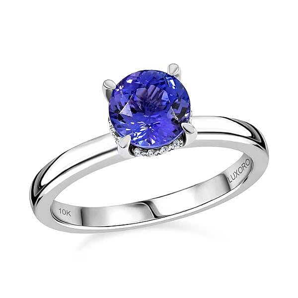 Luxoro AAA Tanzanite and G-H I2 Diamond 2.05 ctw Ring in 10K White Gold