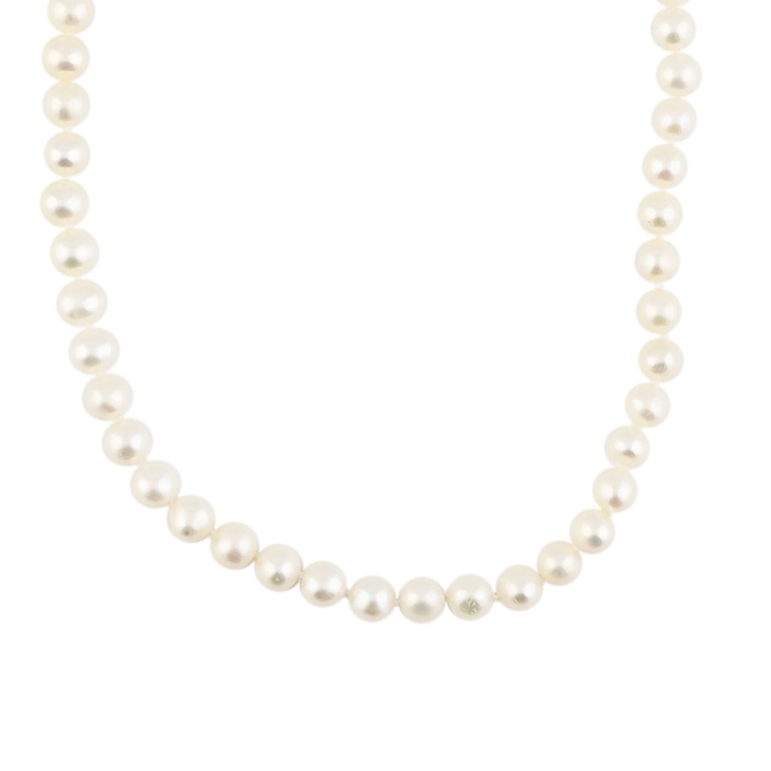 Freshwater Pearl 4.5mm Flower Clasp Necklace in Goldtone 20 Inches