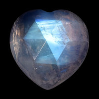 AA Rainbow Moonstone (Heart 8 mm) 1.92 ctw