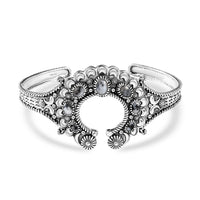 D'Joy Indian Artisan Crafted White Buffalo 4.75 ctw Moonlit Blossom Cuff Bracelet in Sterling Silver (7.25 In)