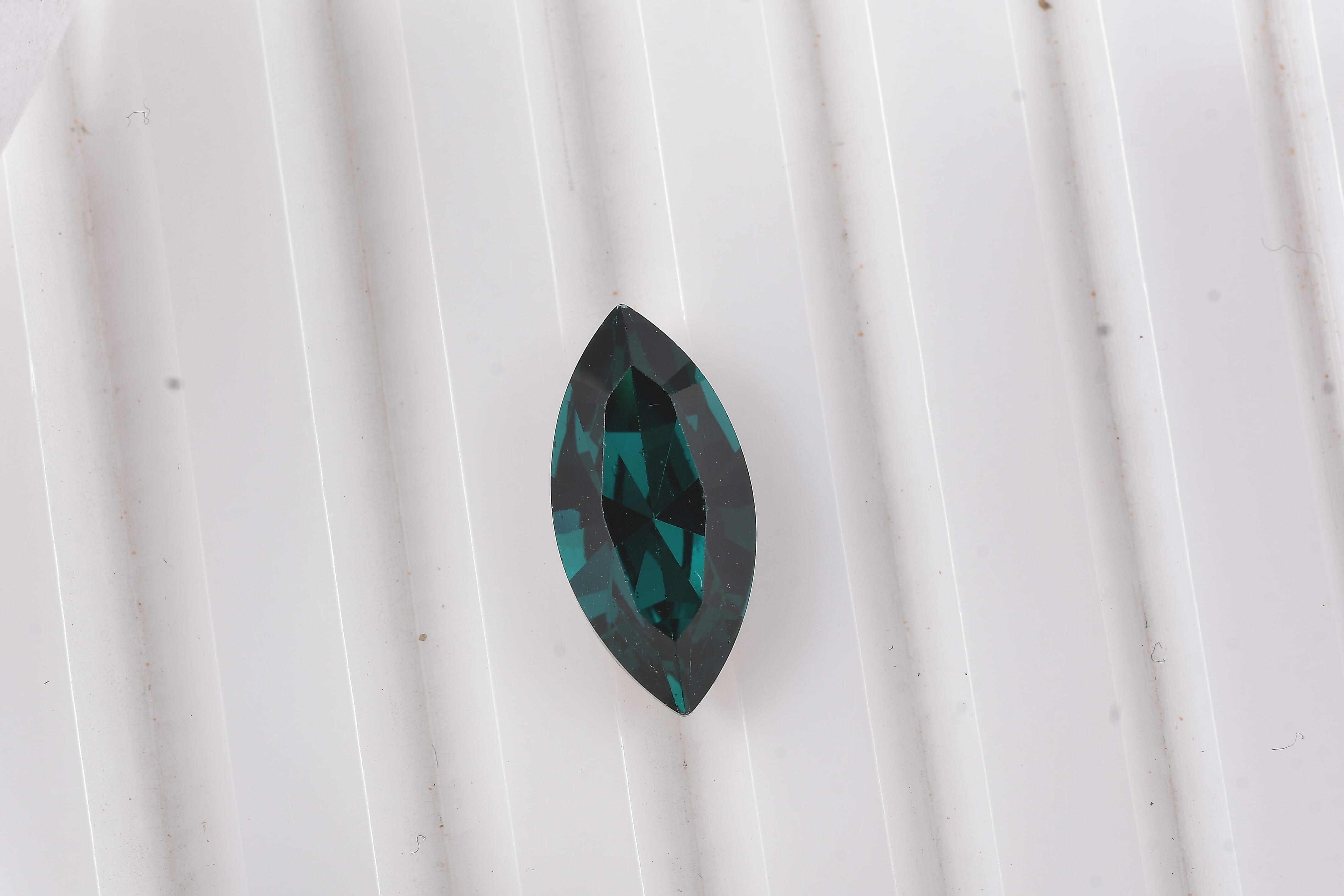 Emerald Crystal by Swarovski (Mrq 15x7 mm) 2.43 ctw Loose Gemstone
