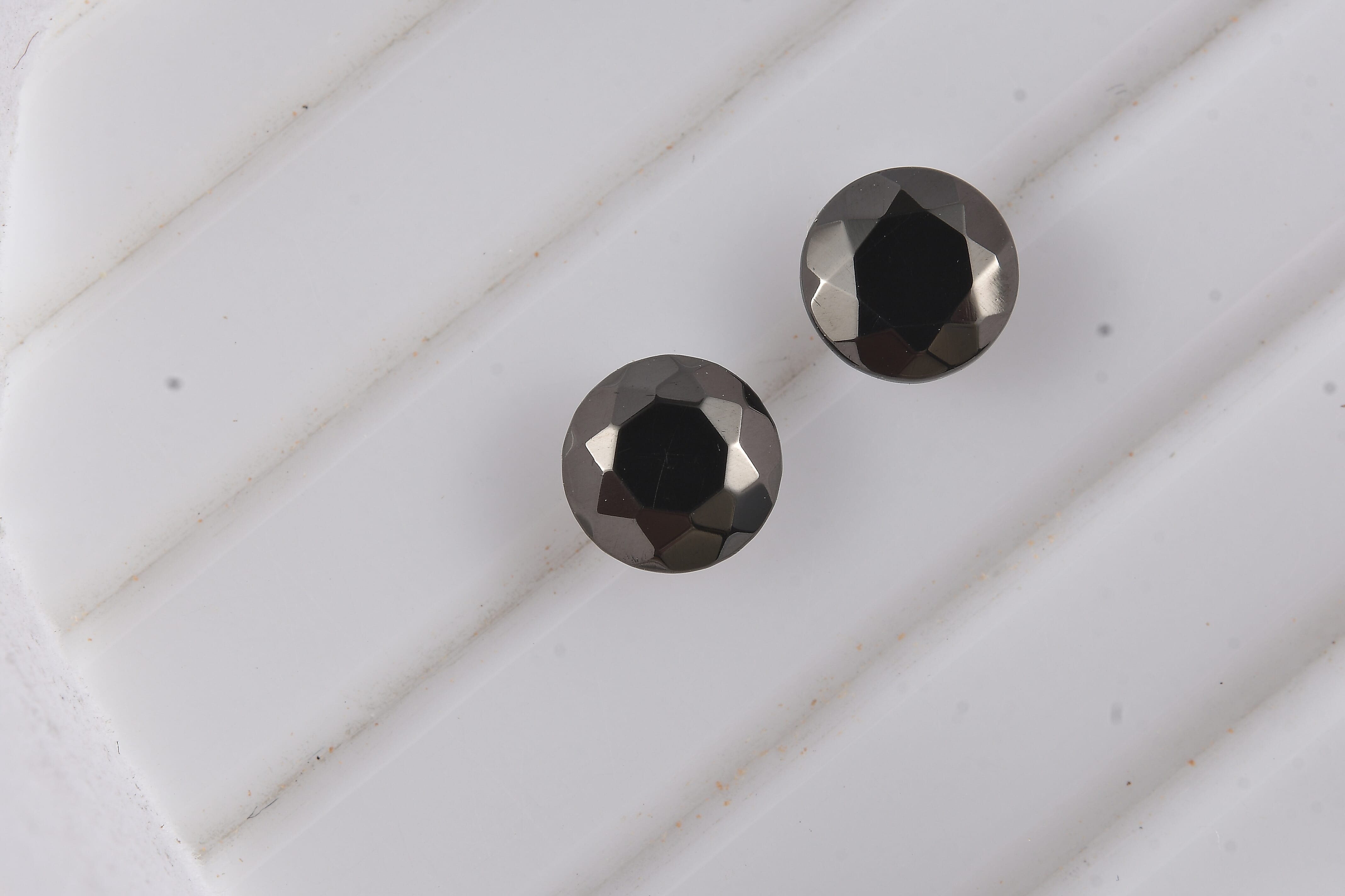 Set of 2 Elite Shungite (Rnd 6 mm) 0.93 ctw Loose Gemstone