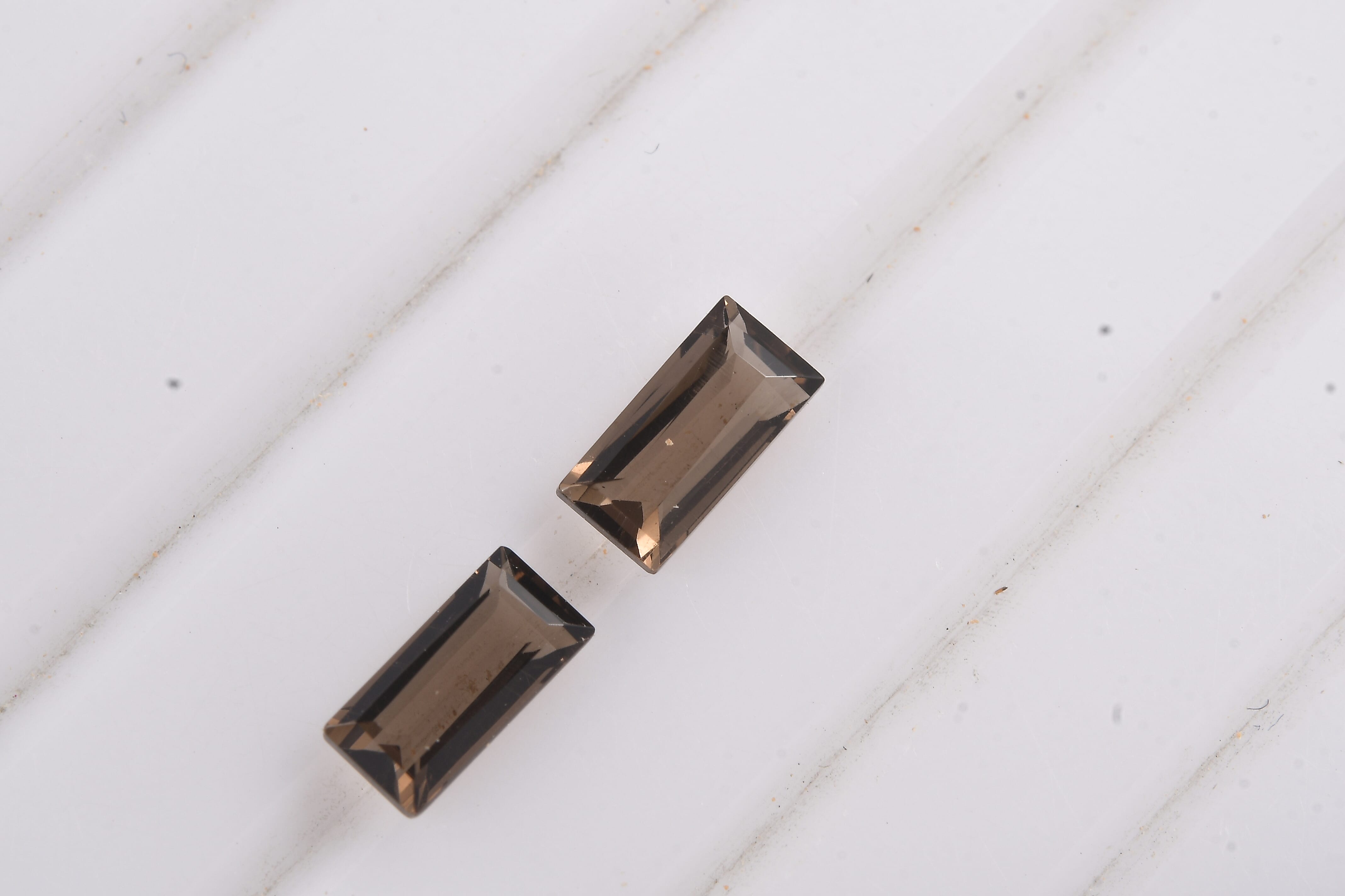 Smoky Quartz (Bgt 6x3 mm) 0.66 ctw Loose Gemstone