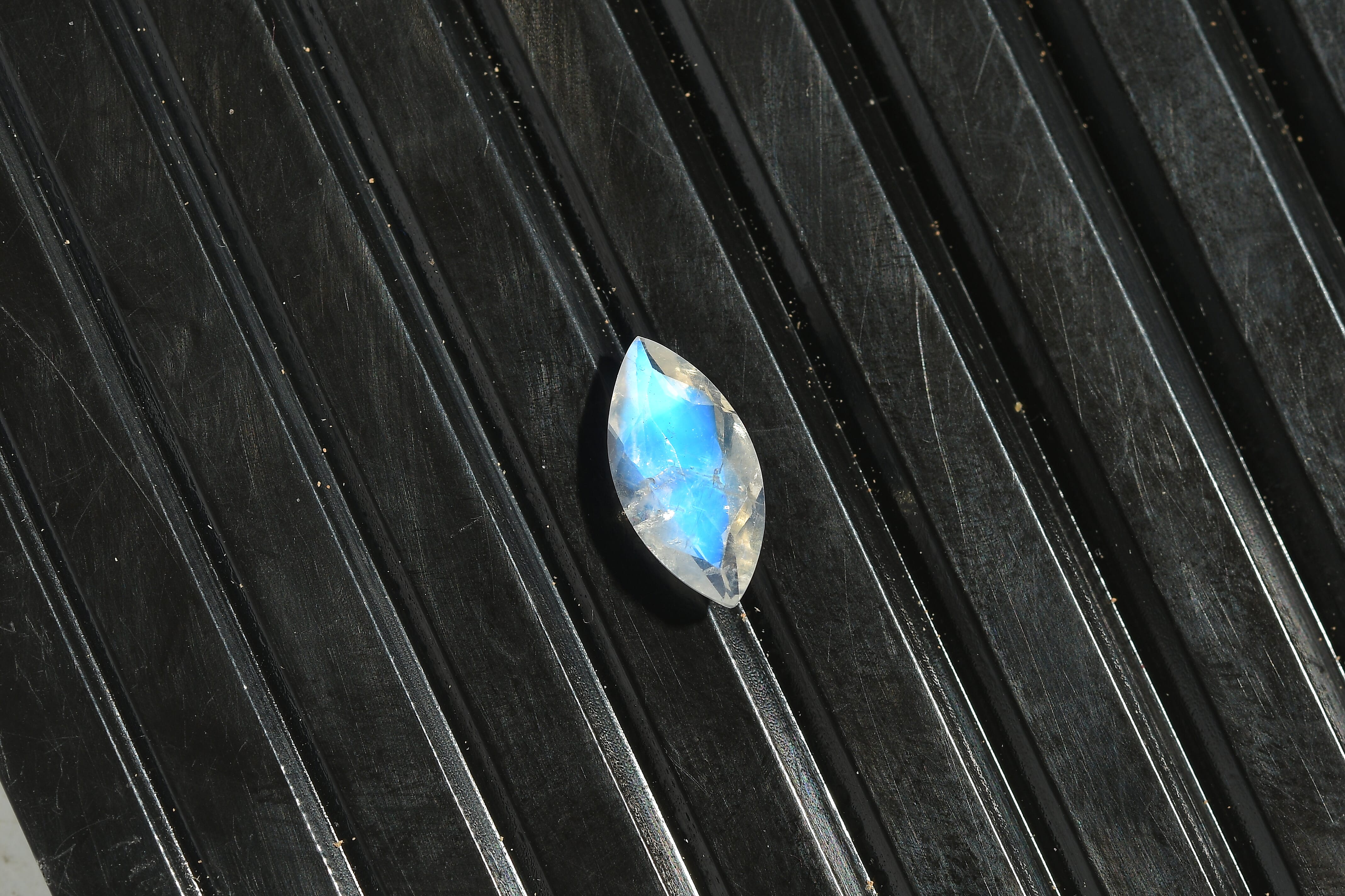 AA Rainbow Moonstone (Mrq 10x5 mm) 0.85 ctw Loose Gemstone