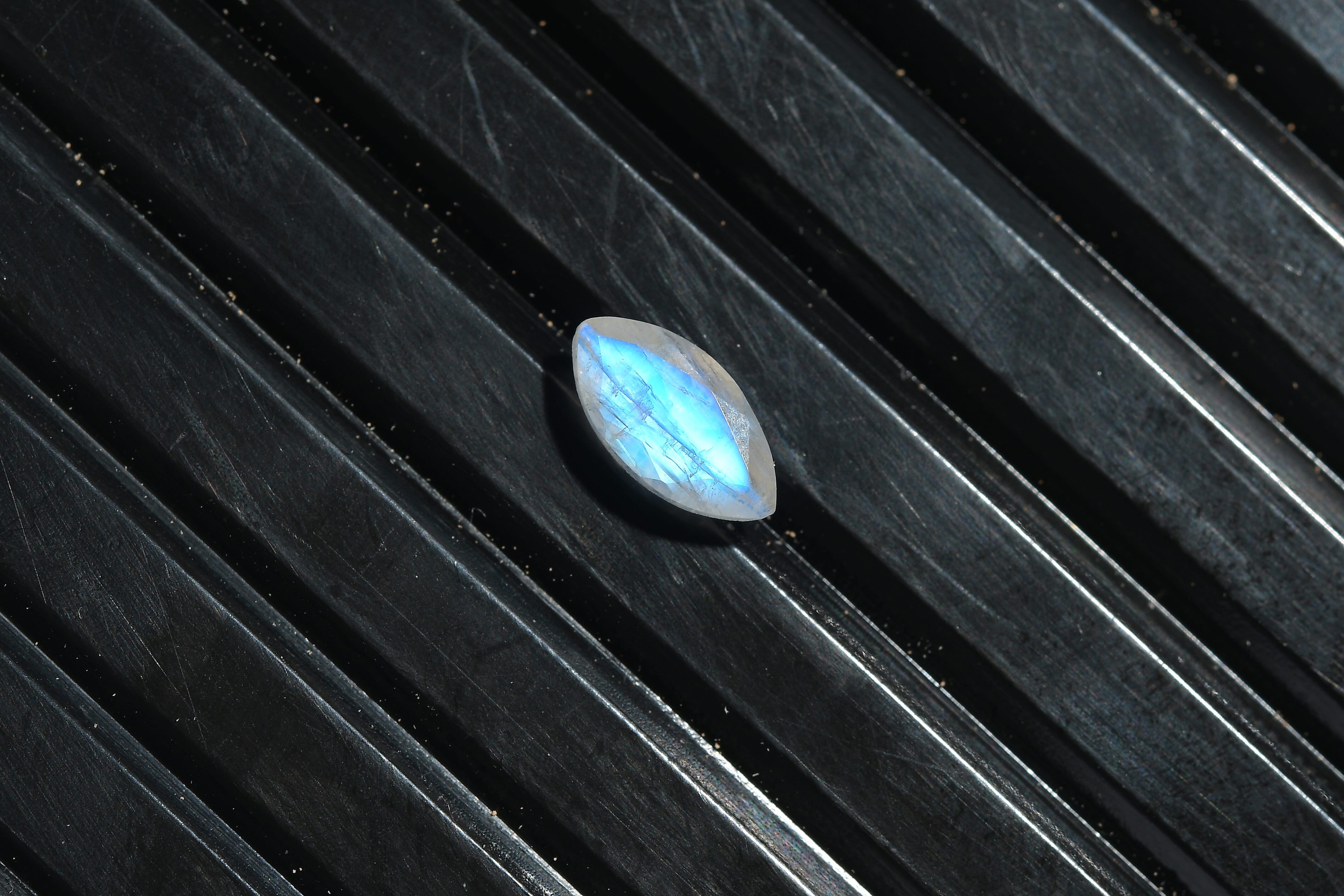 Rainbow Moonstone (Mrq 8x4 mm) 0.48 ctw Loose Gemstone