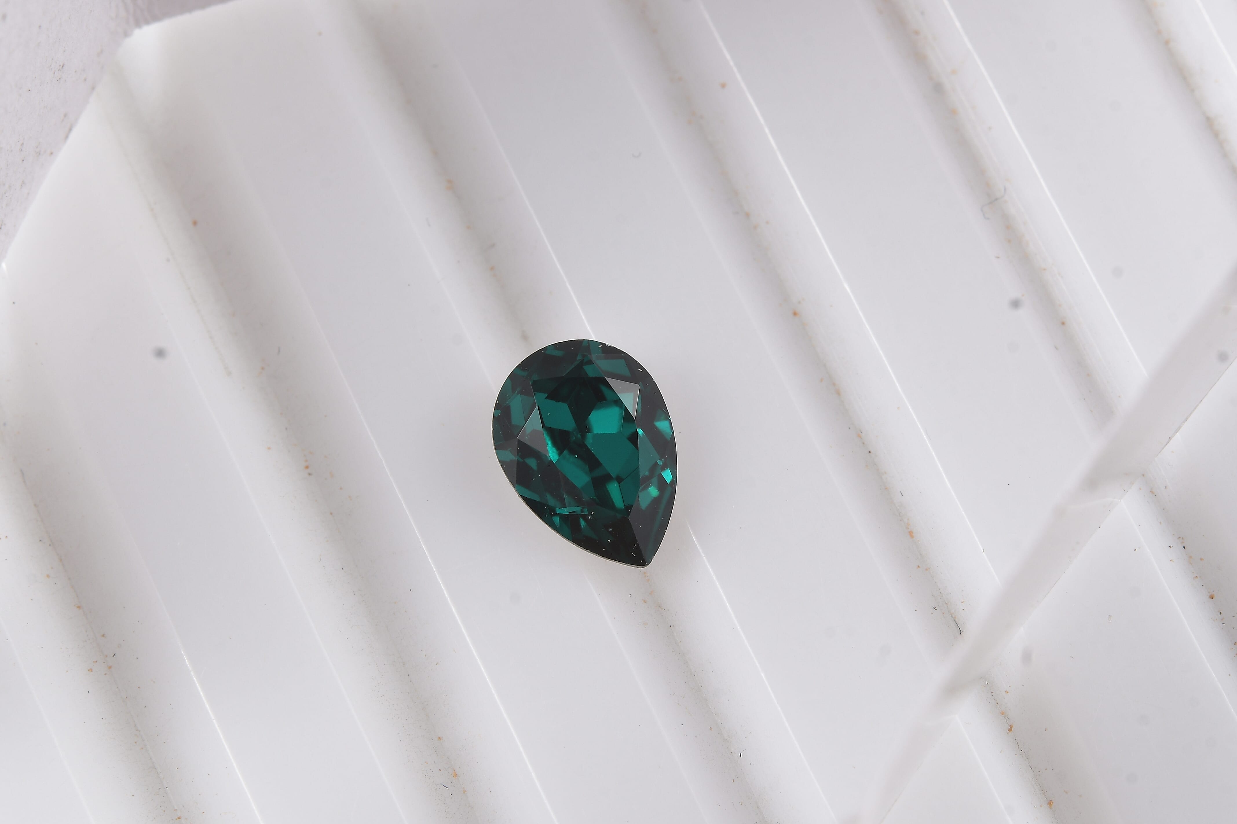 Emerald Crystal by Swarovski (Pear 8x6 mm) 0.88 ctw Loose Gemstone