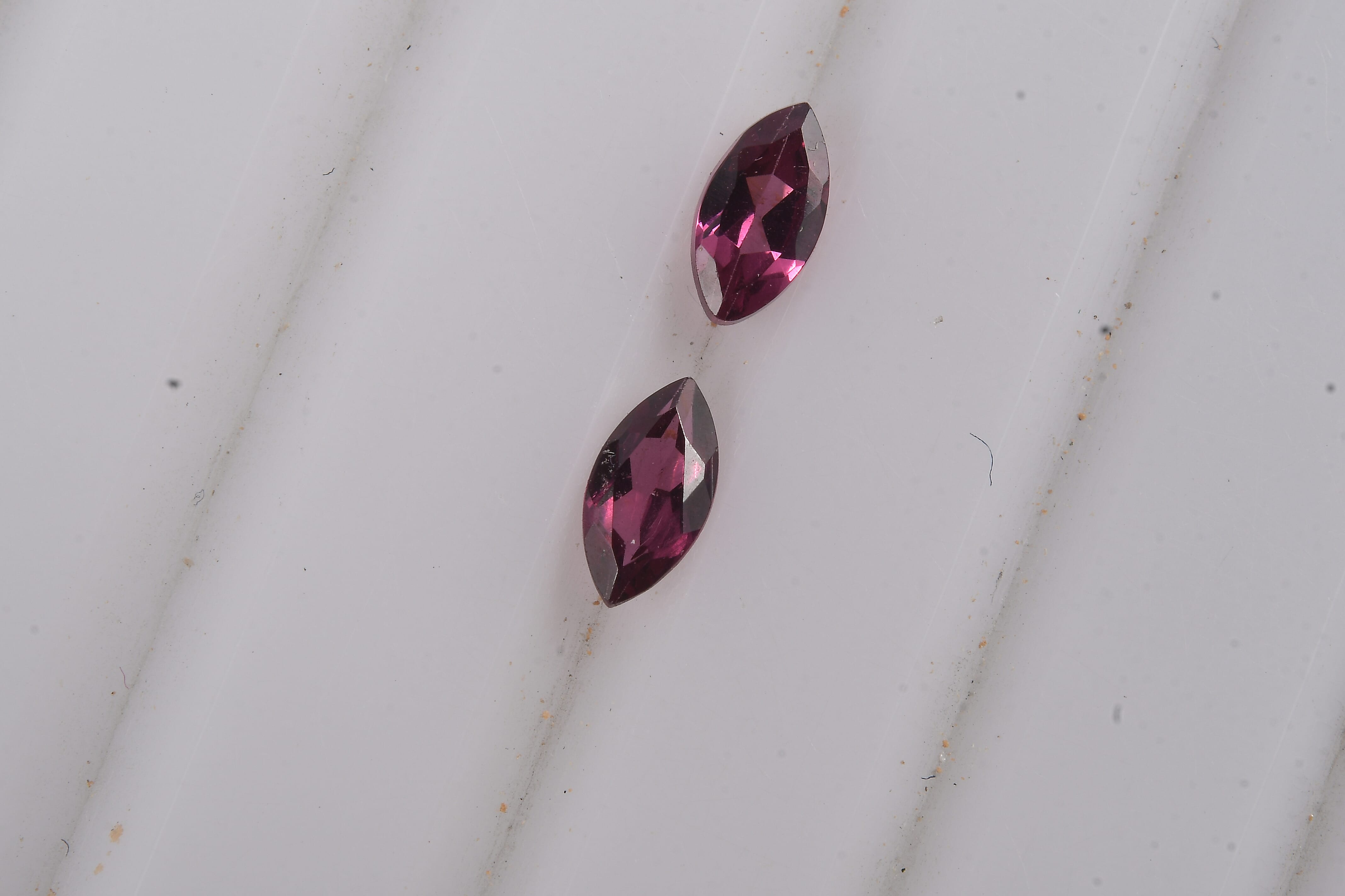 AA Orissa Rhodolite Garnet (Mrq 5x2.5 mm) 0.36 ctw Loose Gemstone