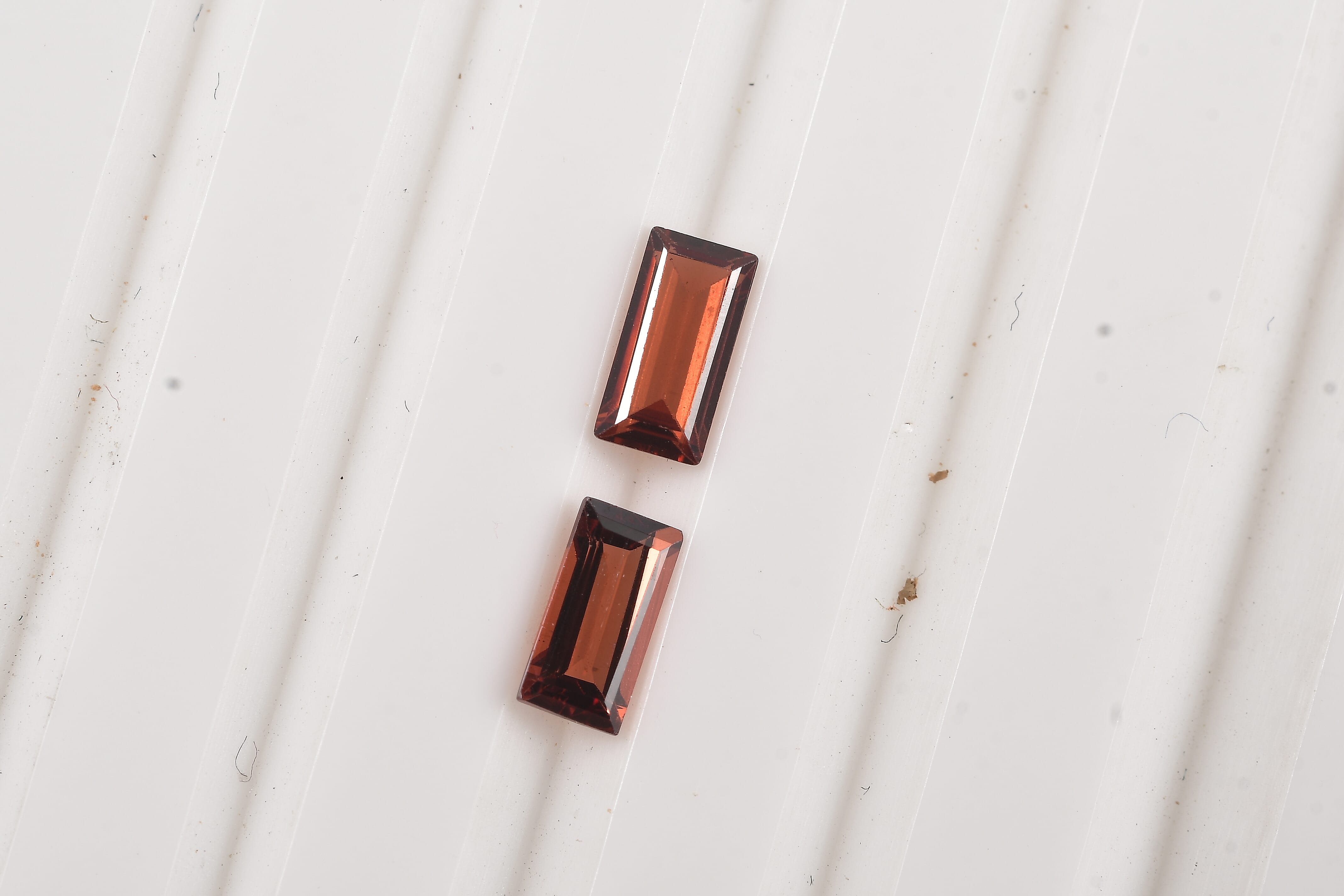 AA Mozambique Garnet (Bgt 5x2.5 mm) 0.49 ctw Loose Gemstone