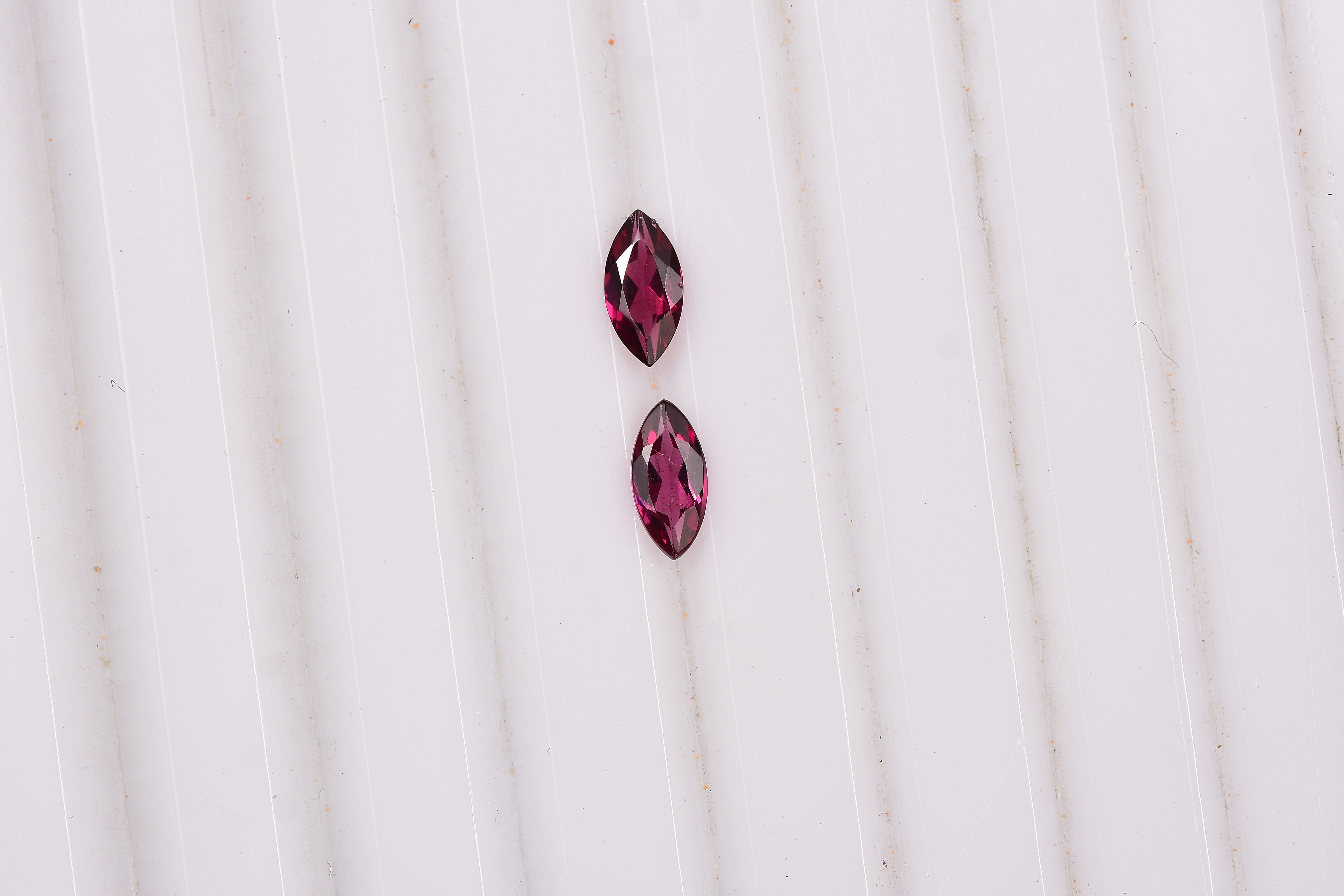 Orissa Rhodolite Garnet (Mrq 7x3.5 mm) 0.81 ctw Loose Gemstone