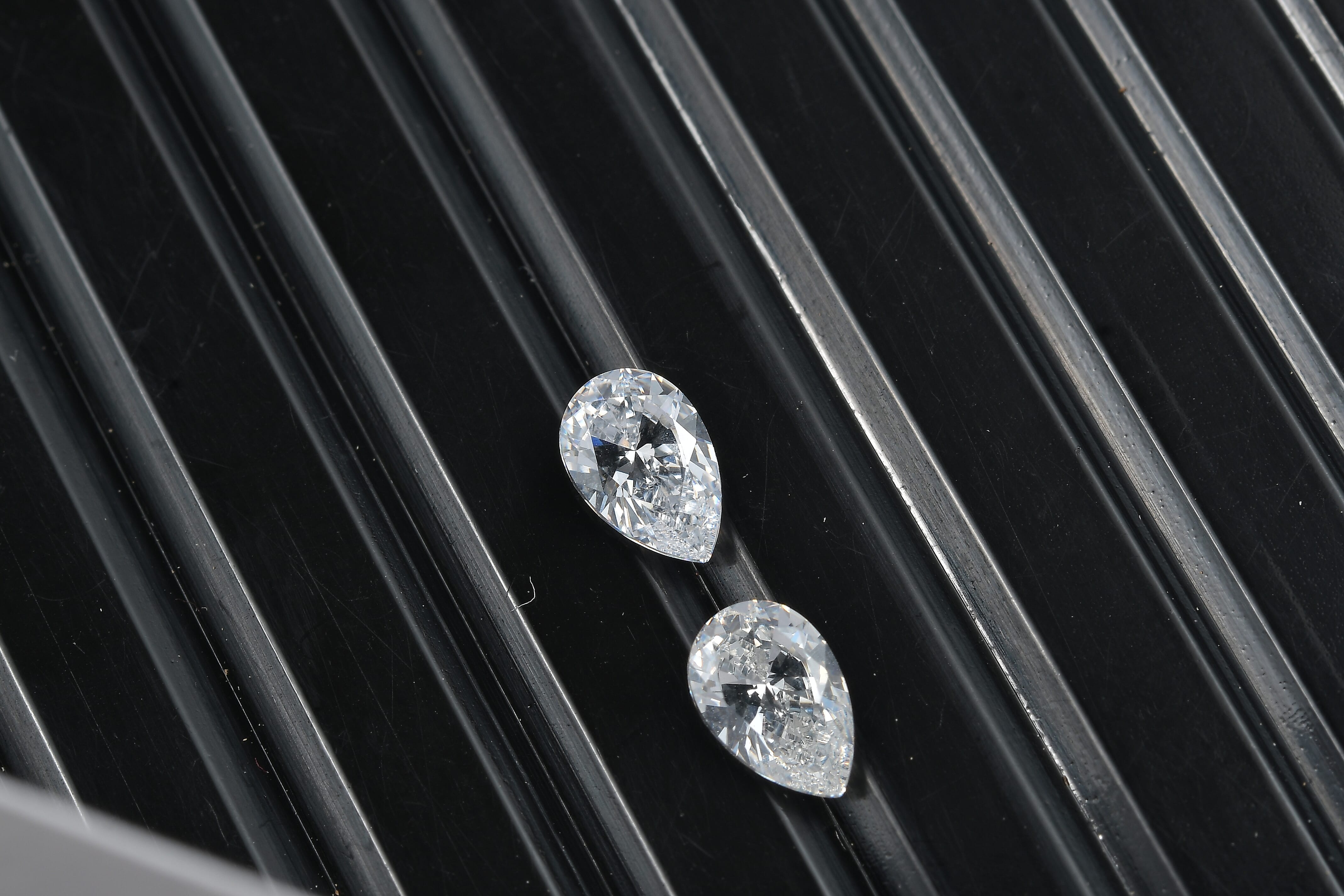 Zirconia by Swarovski (Pear 6x4 mm) 1.20 ctw Loose Gemstone