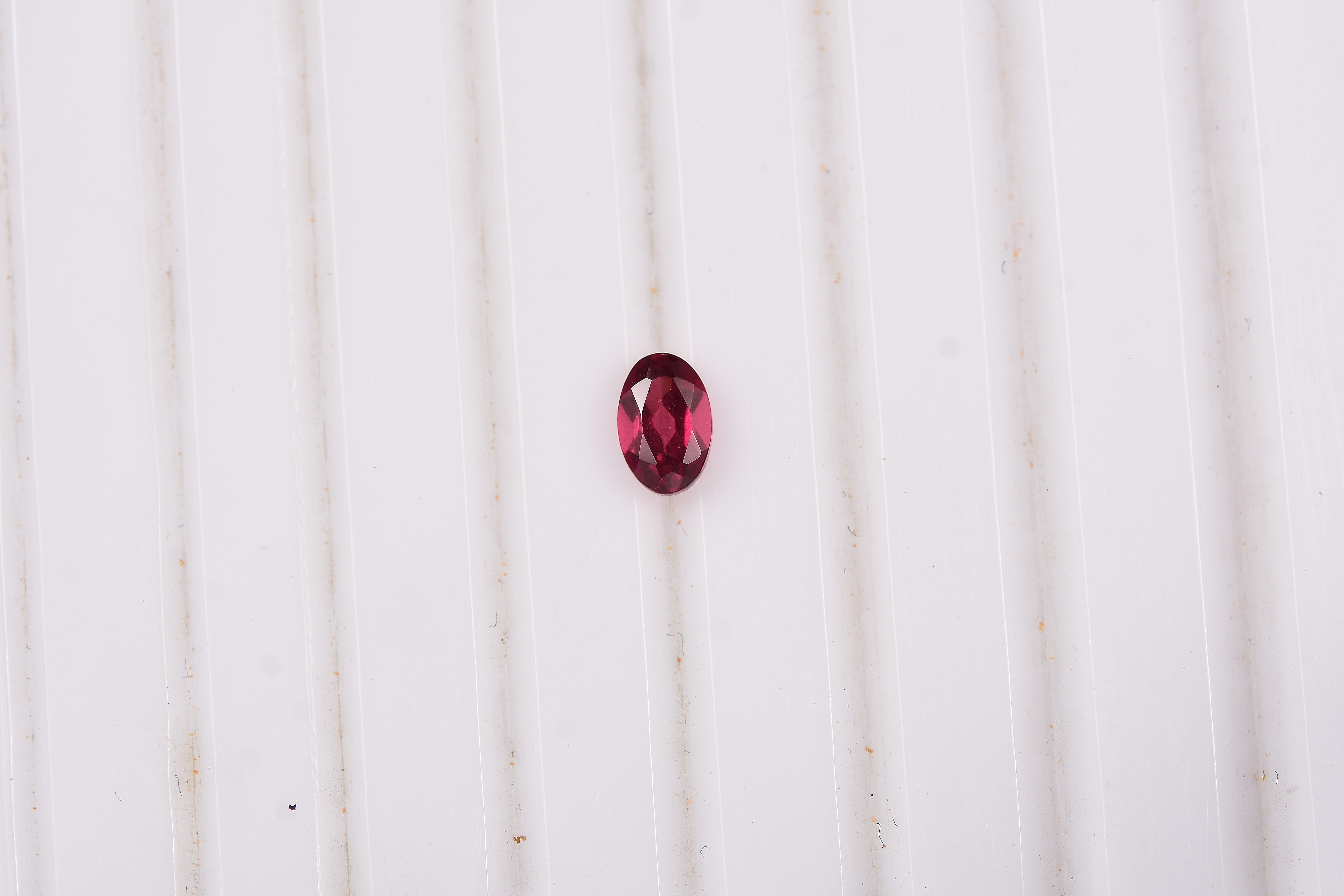 Tanzanian Wine Garnet (Oval 6x4 mm) 0.58 ctw Loose Gemstone