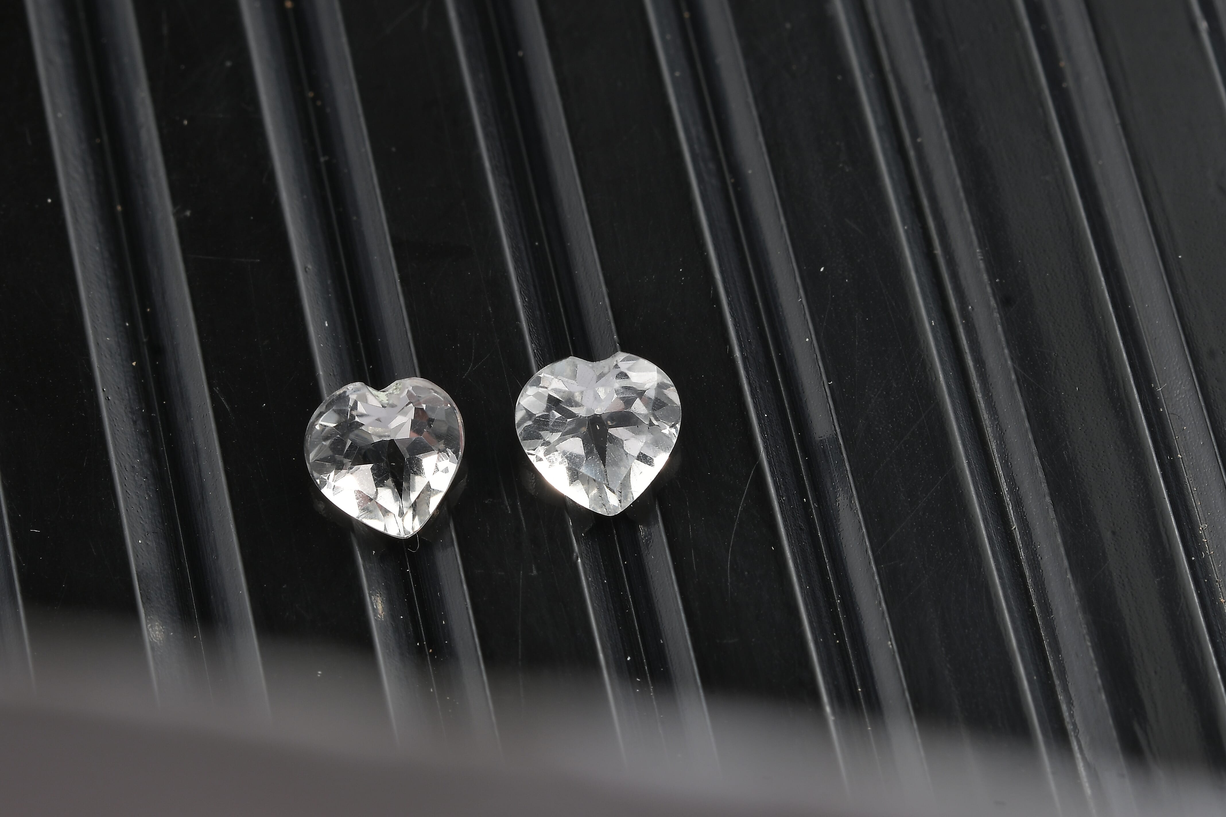 AA White Topaz Set of 2 (Hrt 5mm) 1.02 ctw Loose Gemstone