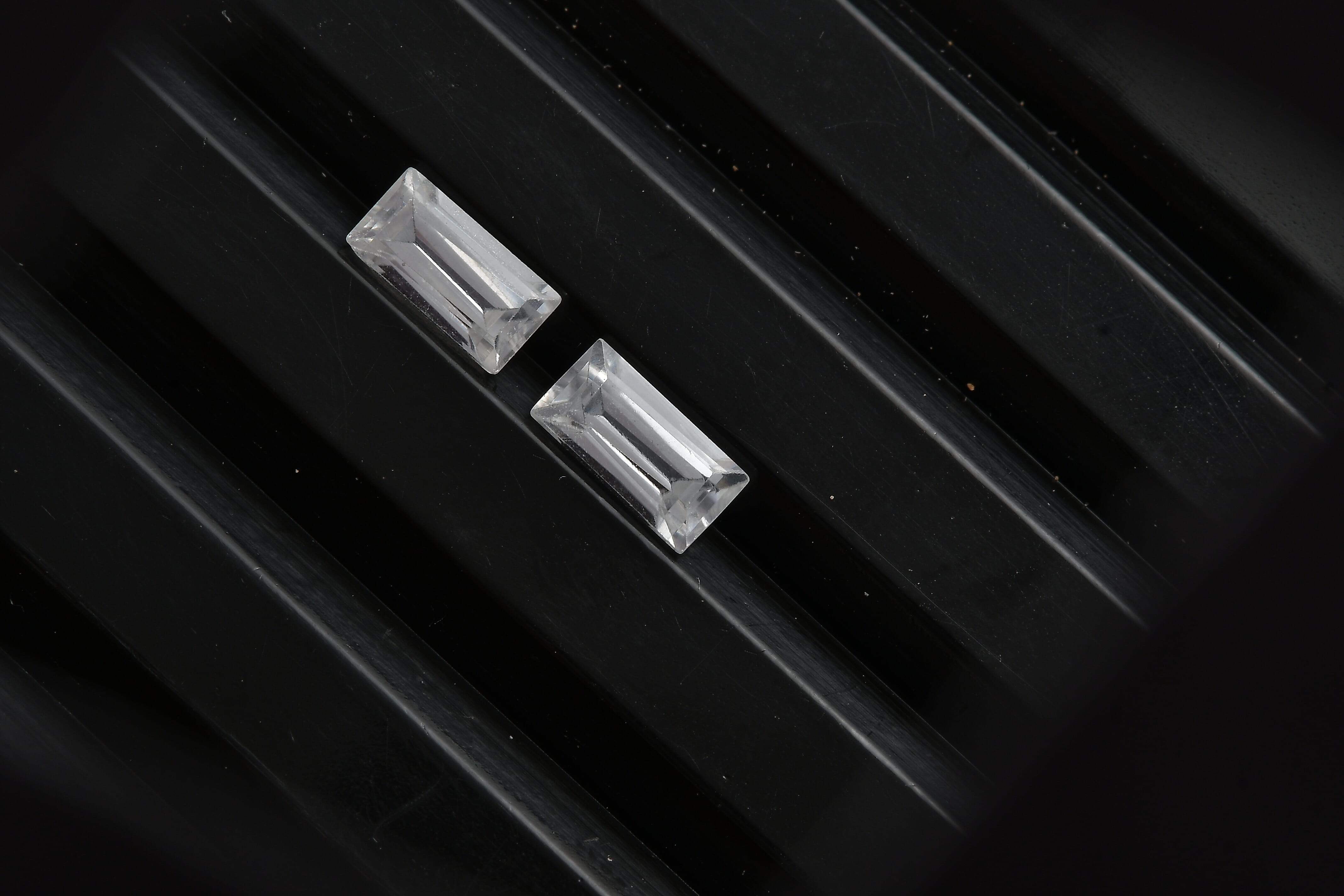 White Zircon (Bgt 5x2.5mm) 0.55 ctw Loose Gemstone