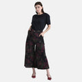 Tamsy Fuschia Floral Printed Capri Wide Leg Pant with Pockets - S/M - Sticky add to cart bar