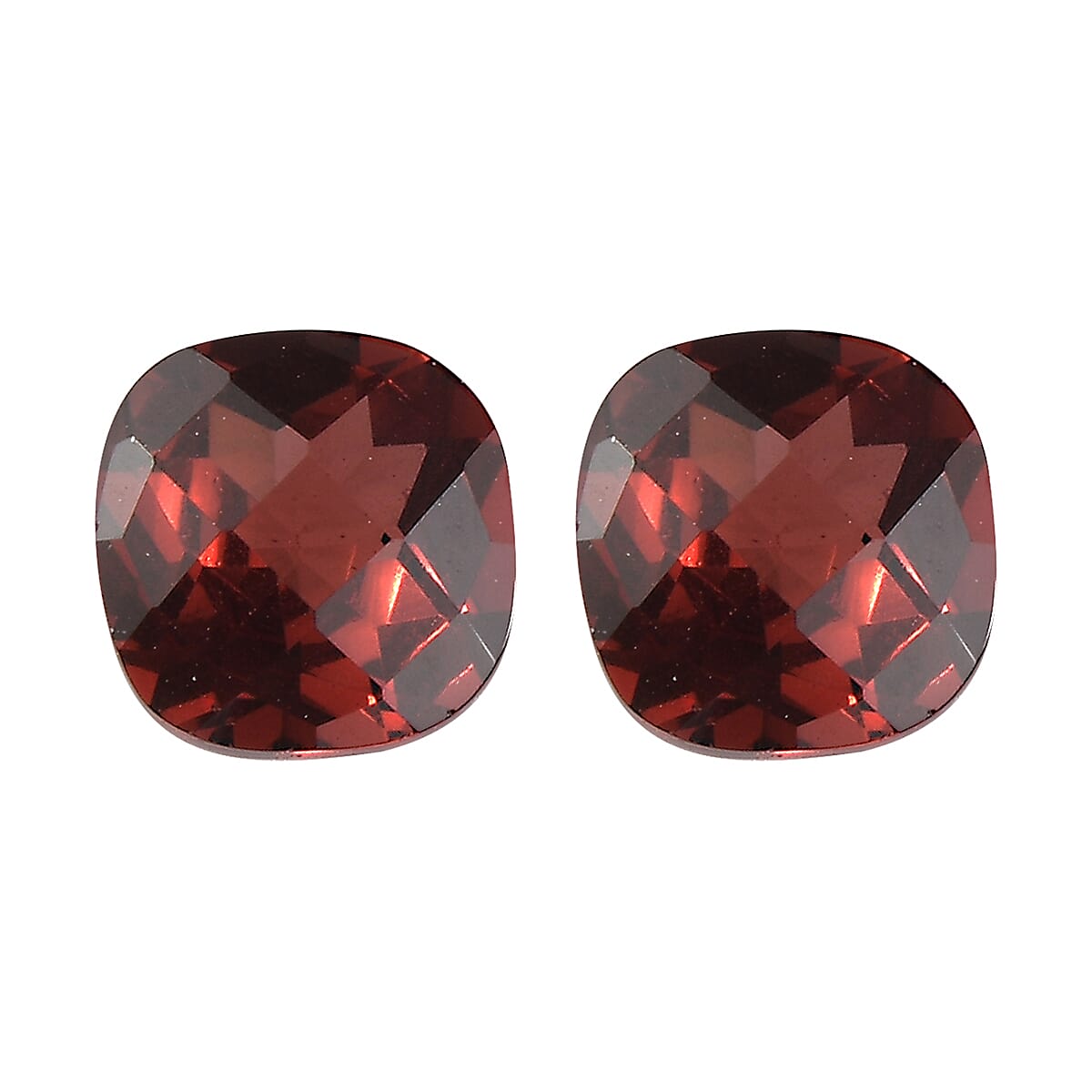 Set of 2 AA Mozambique Garnet (Cushion 5x5 mm) 1.23 ctw
