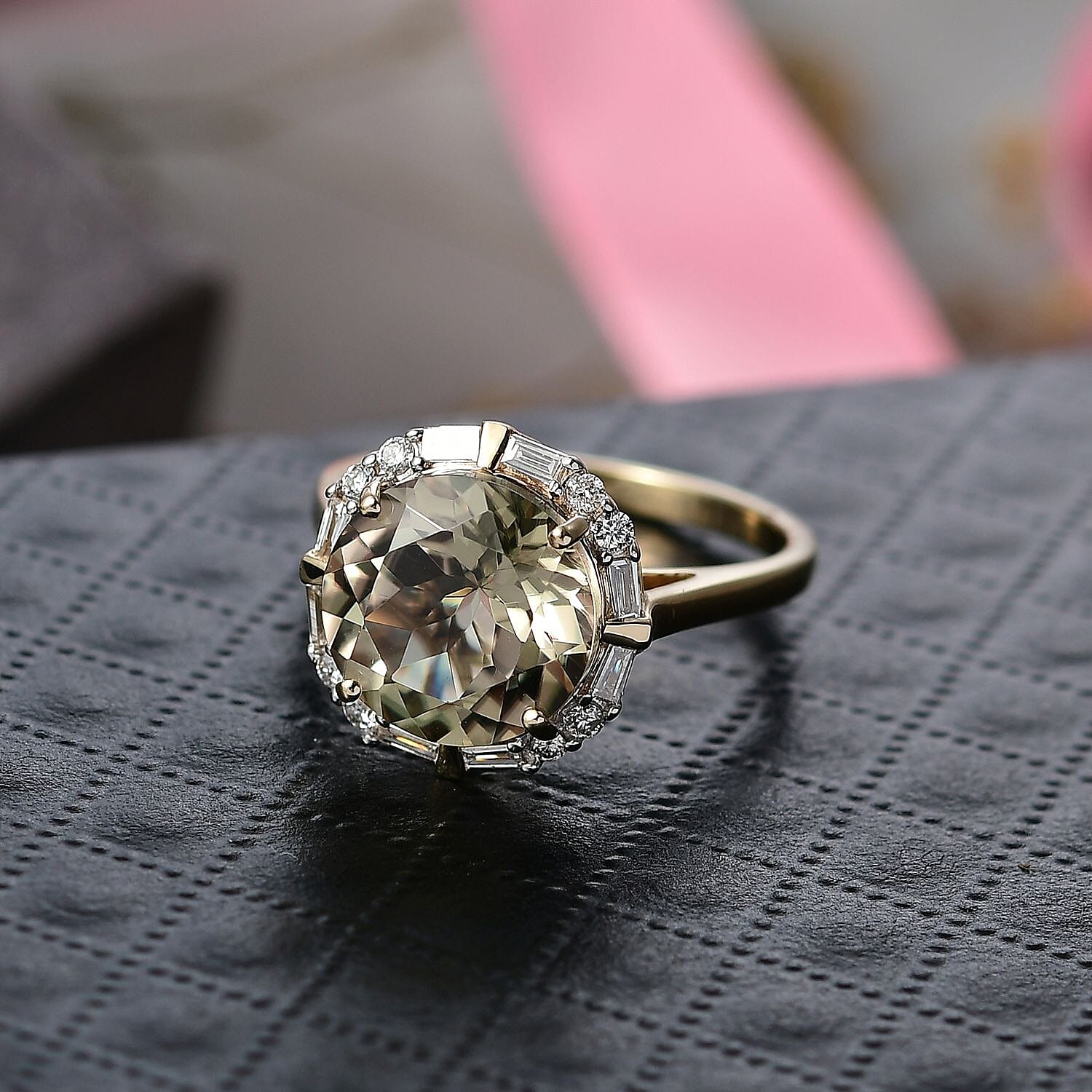 Certified & Appraised AAA Turkizite and Luxuriant Diamond G-H SI 5.57 ctw Ring in 10K Yellow Gold