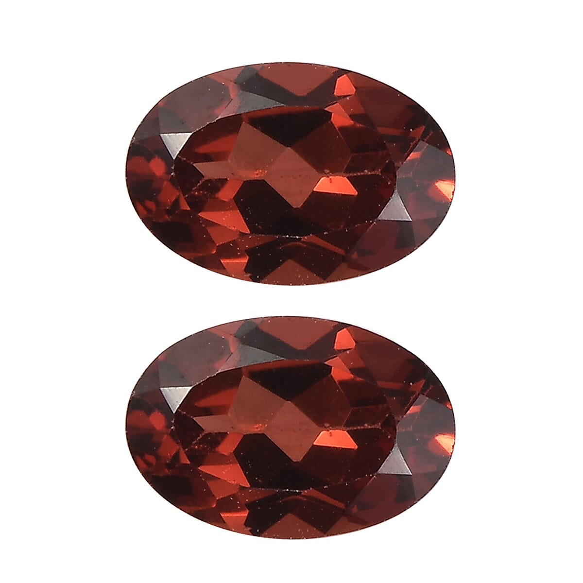 0.94 ctw Oval Cut Mozambique Garnet Loose Gemstone (Set Of 2) (6x4 mm)