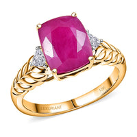 Certified & Appraised 10K Yellow Gold AAA Montepuez Ruby, Luxuriant Lab Grown Diamond (G-H, SI) (0.18 cts) Ring (Size 10.0)