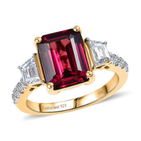 Certified & Appraised AAA Malawi Magenta Garnet and Luxuriant Lab Grown Diamond G-H SI 5.45 ctw Ring in 10K Yellow Gold