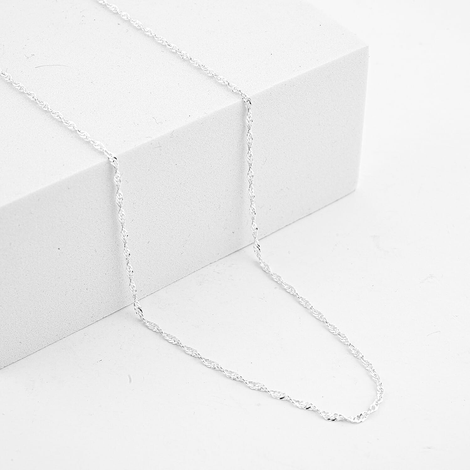 Italian Singapore Chain Necklace in Sterling Silver 1.84 Grams 18 Inches