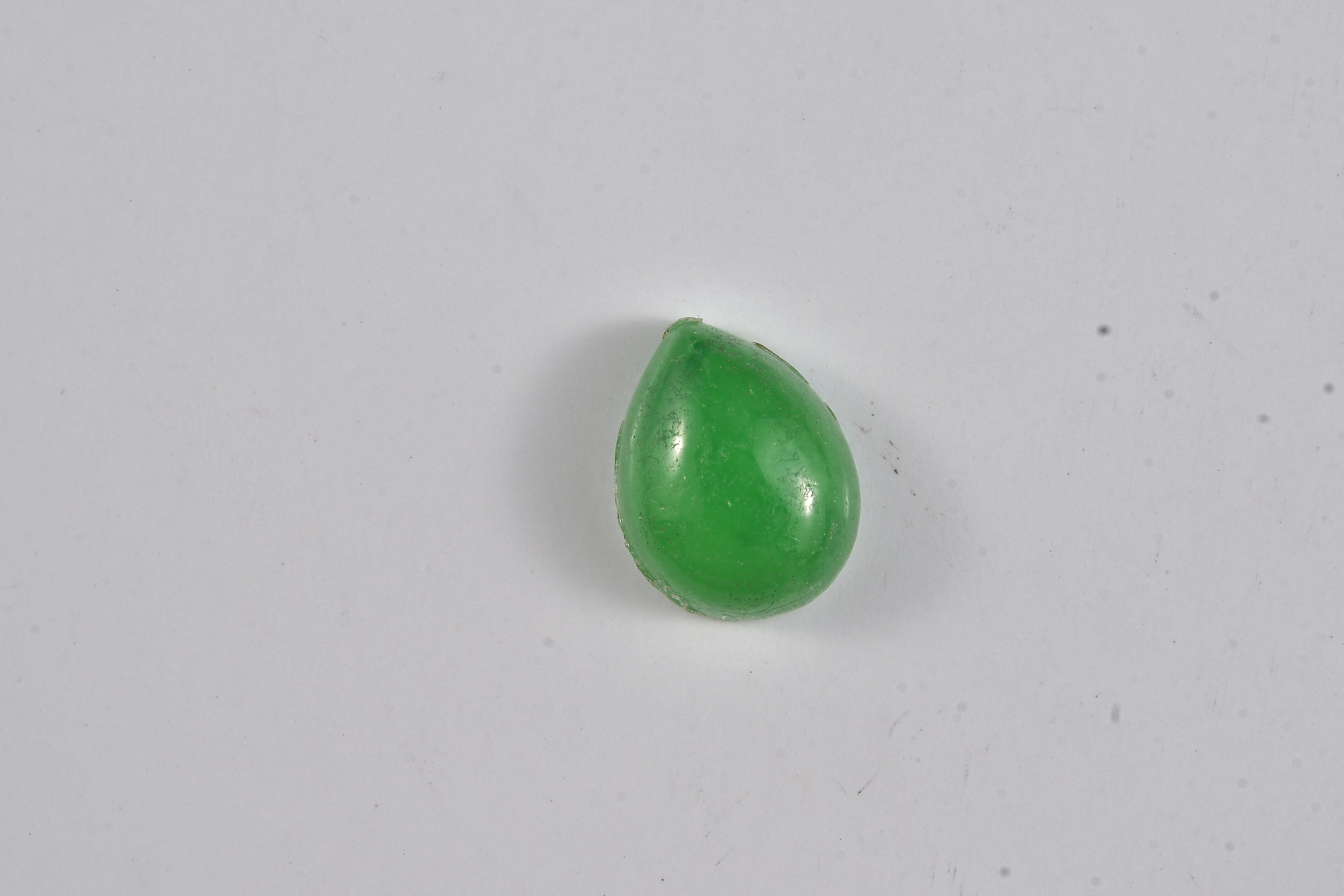 Premium Green Jade (D) (Pear 9x7 mm) 2.00 ctw