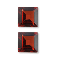 Premium Mozambique Garnet Set of 2 (Sqr 5 mm) 1.59 ctw
