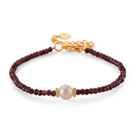 Red Garnet and Freshwater Pearl 2.00 ctw Strach Bracelet in Goldtone (6.5-8In)