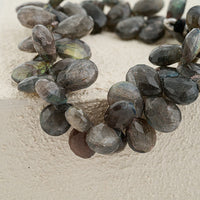 GCS Faceted Labradorite Drop Beaded Strand (7.00In) 173.70 ctw