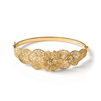 Luxoro Flower Bangle Bracelet in 10K Yellow Gold (7.25 In) 8.80 Grams