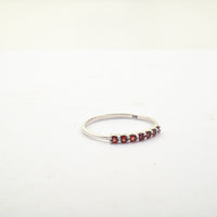 Mozambique Garnet 0.15 ctw Ring in Sterling Silver (Size 8.0)